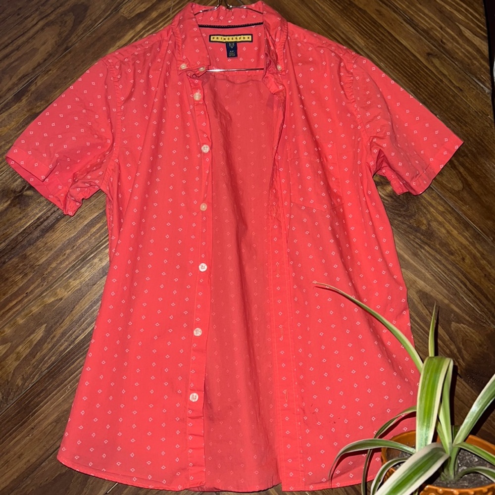 Prince & Fox short sleeve shirt. Size: S/P. Color: red orange